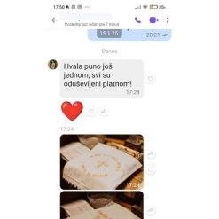 Belo platno za krštenje u crkvi