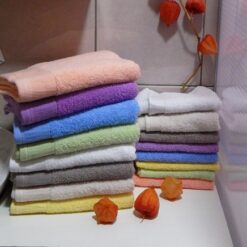 Peskiri u raznim bojama sa vezom po želji